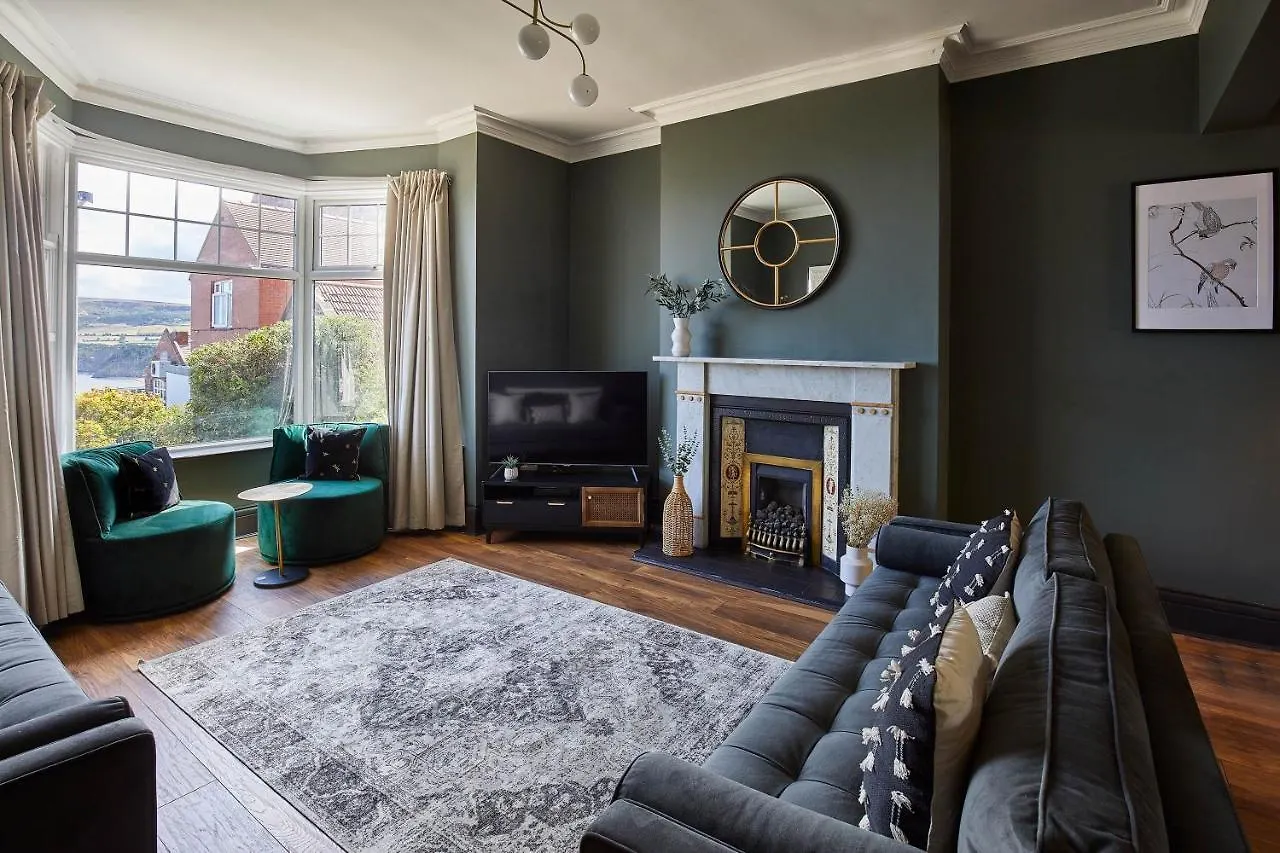 Host & Stay - Raven House Robin Hood's Bay